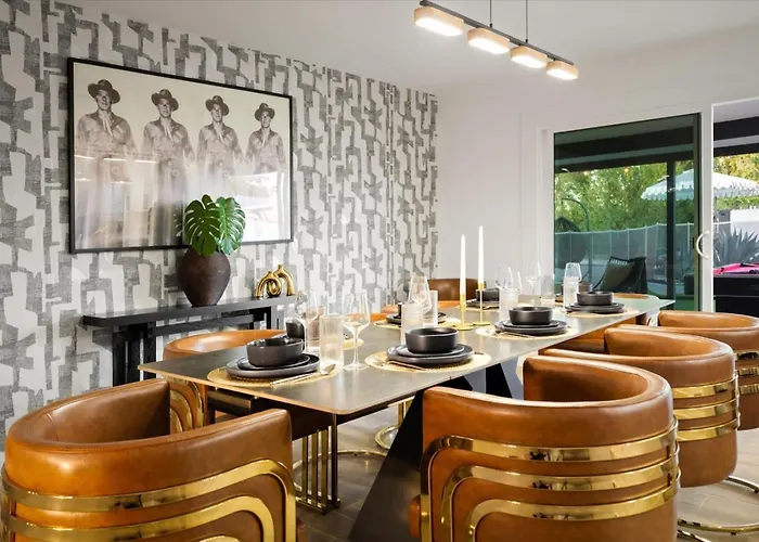 Holiday home Group-friendly 5br Pool Old Town *