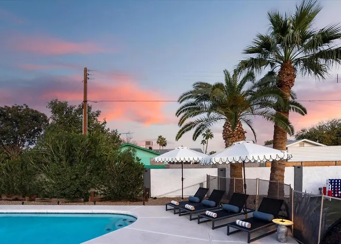 Group-friendly 5br Pool Old Town Holiday home Scottsdale